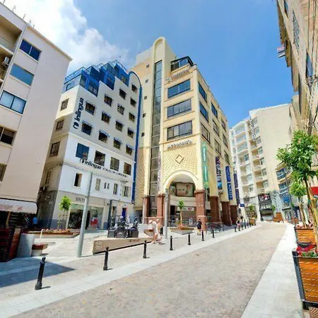 Deluxe Steps To St George's Bay